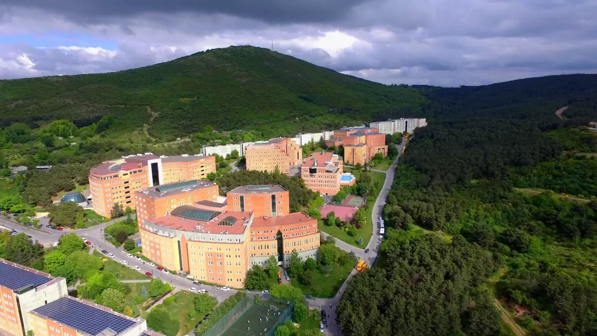 YEDİTEPE ÜNİVERSİTESİ